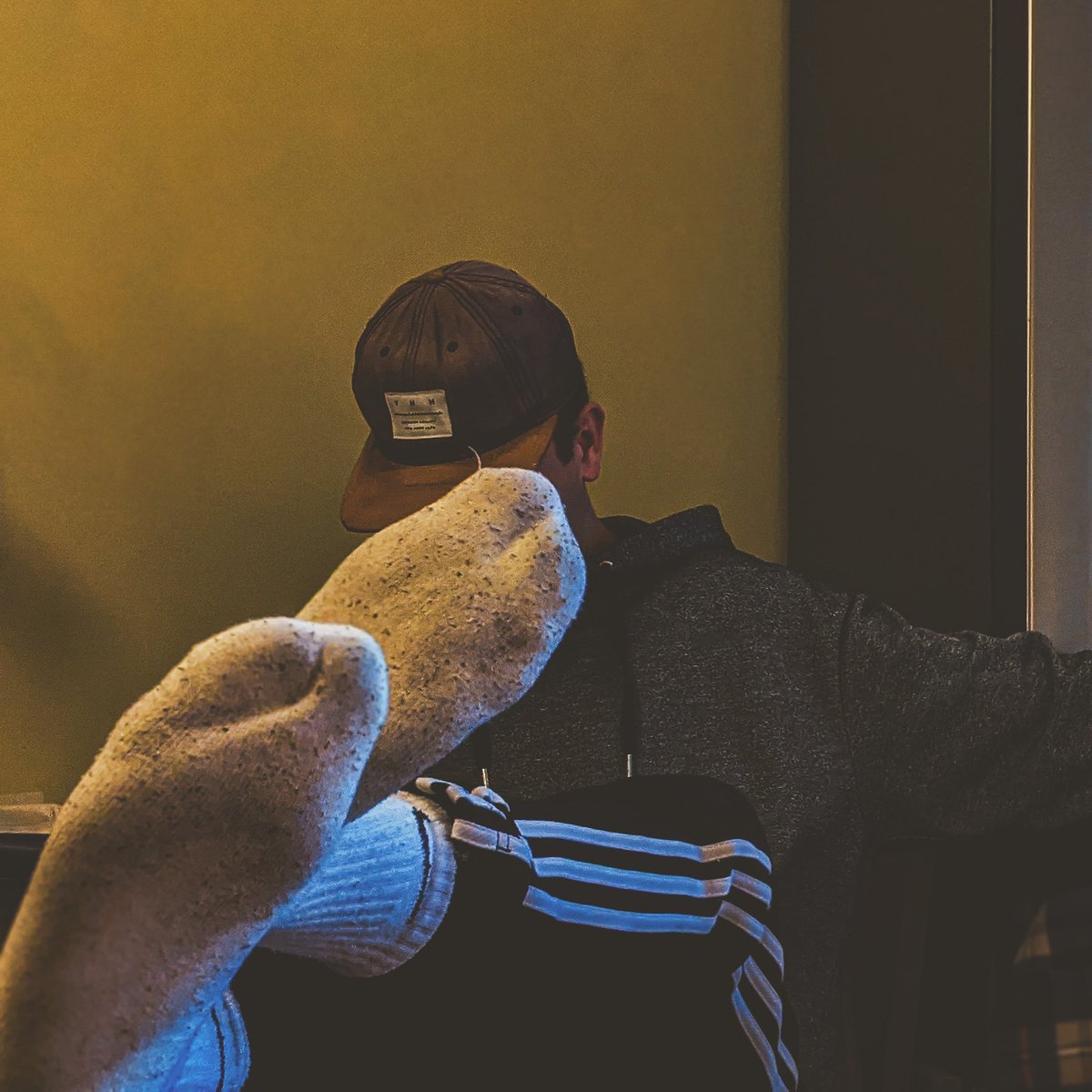 SHUT UP B*TCH AND SNIFF ! 🔥

RT IF YOU'RE A GOOD BOY!