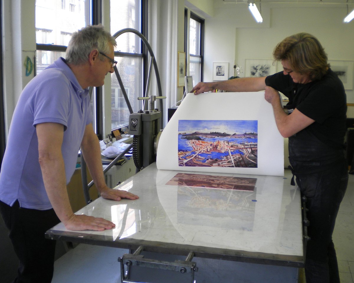AFKSmithGallery's tweet photo. Congratulations to artist #JohnHartman, who was appointed to the Order of Canada on Dec. 30, 2020.
Pictured is the B.A.T. proof for Hartman's #AFKArtistEdition "Vancouver" (2011) being pulled at the elite Burnet Editions print studio in NYC. https://t.co/FYcb4Xdtbw @NVSD44 https://t.co/pxZwNVx6um