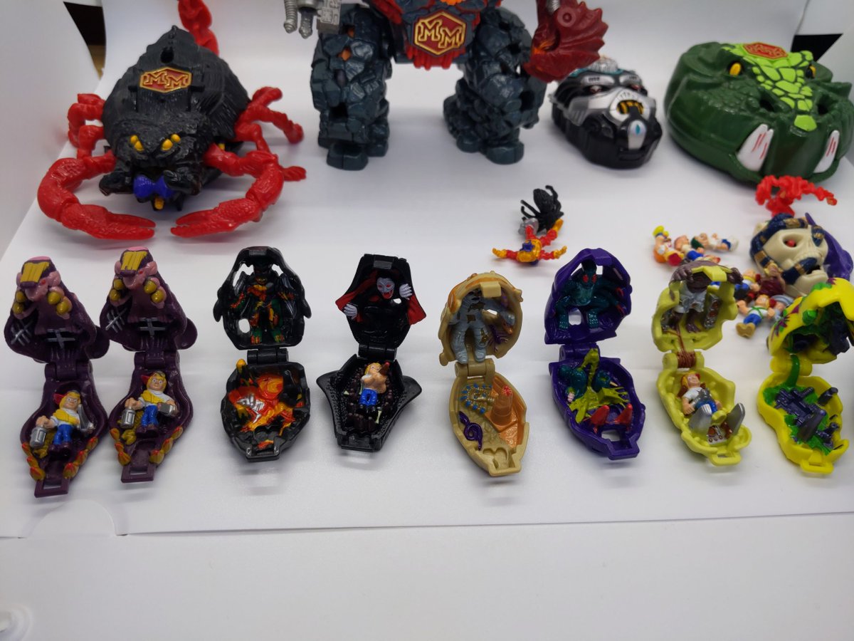 RummageCC's tweet photo. Mighty Max Lot!! Most sets are incomplete. $130+ Shipping. Comment to Claim.

Come check out all of our #comicbooks, #videogames, &amp; #collectibles on our #eBaystore. Link in Bio. 

#mightymax #mightymaxtoys #toylot https://t.co/qMuCbJ7gq8