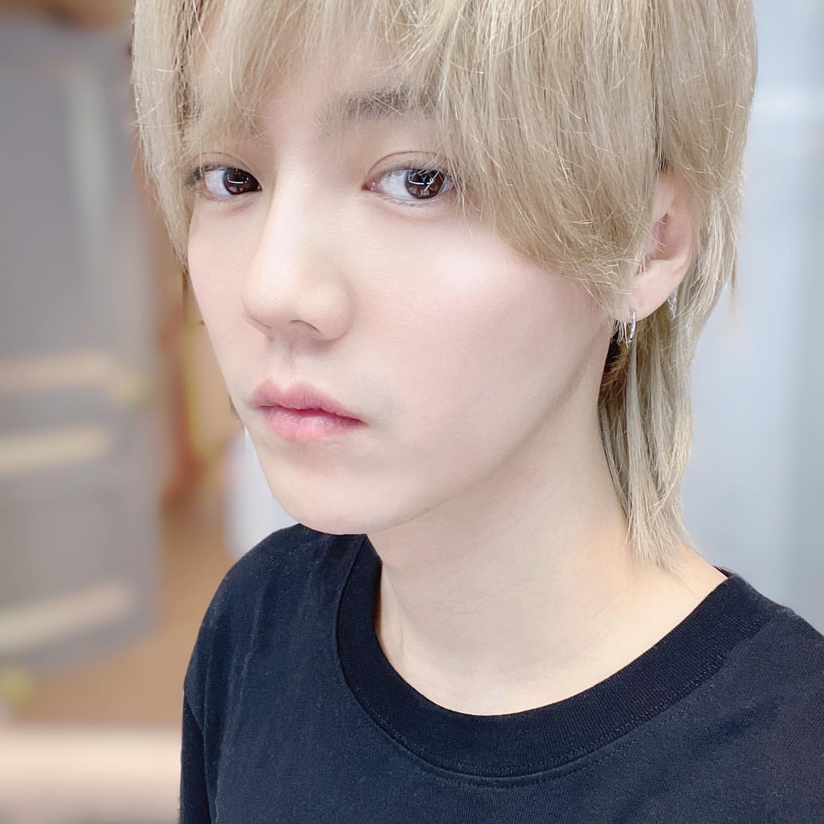 大類 ルハンちゃんかわいいねえ 私は彼がexoにいた頃を全く知らないのにやっぱり何となく親戚の子みたいな気持ちで遠くから眺めてしまう T Co Ocye8ie9te