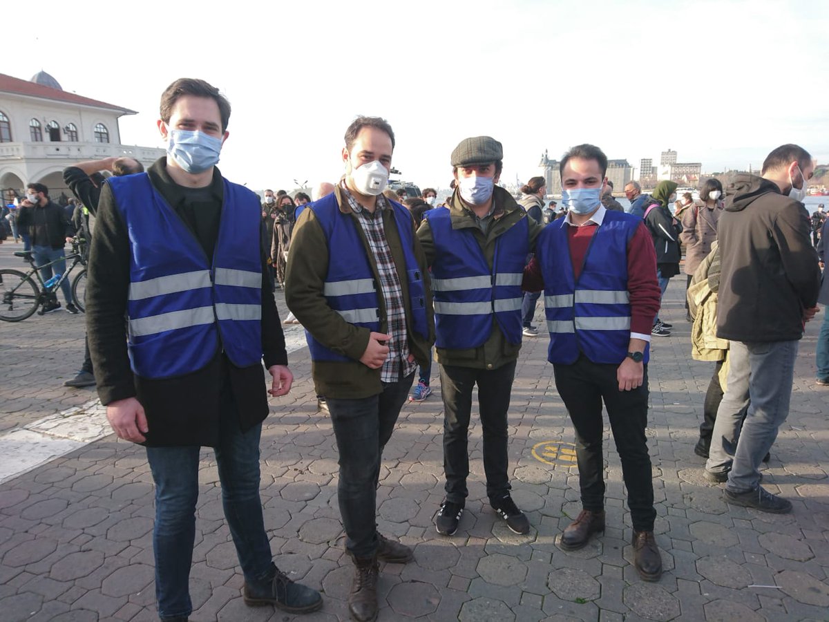 Liberal Demokrat Parti İstanbul İl Başkanlığı olarak Kadıköy'de, kayyum rektör atamalarına karşı yapılan protestolara katıldık. #KayyumRektoerİstemiyoruz #KayyumaGecitYok #KayyumaGecitVermeyeceğiz