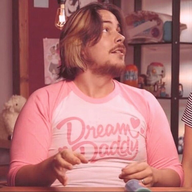 Happy birthday to the bestest man Arin Hanson 