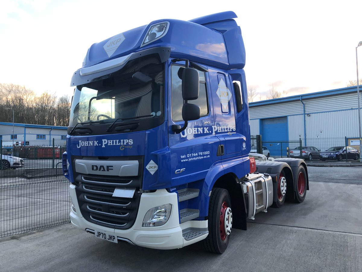 NeilSignsLtd's tweet image. First three tractor units of the year.
@Metamarkuk @JohnKPhilips