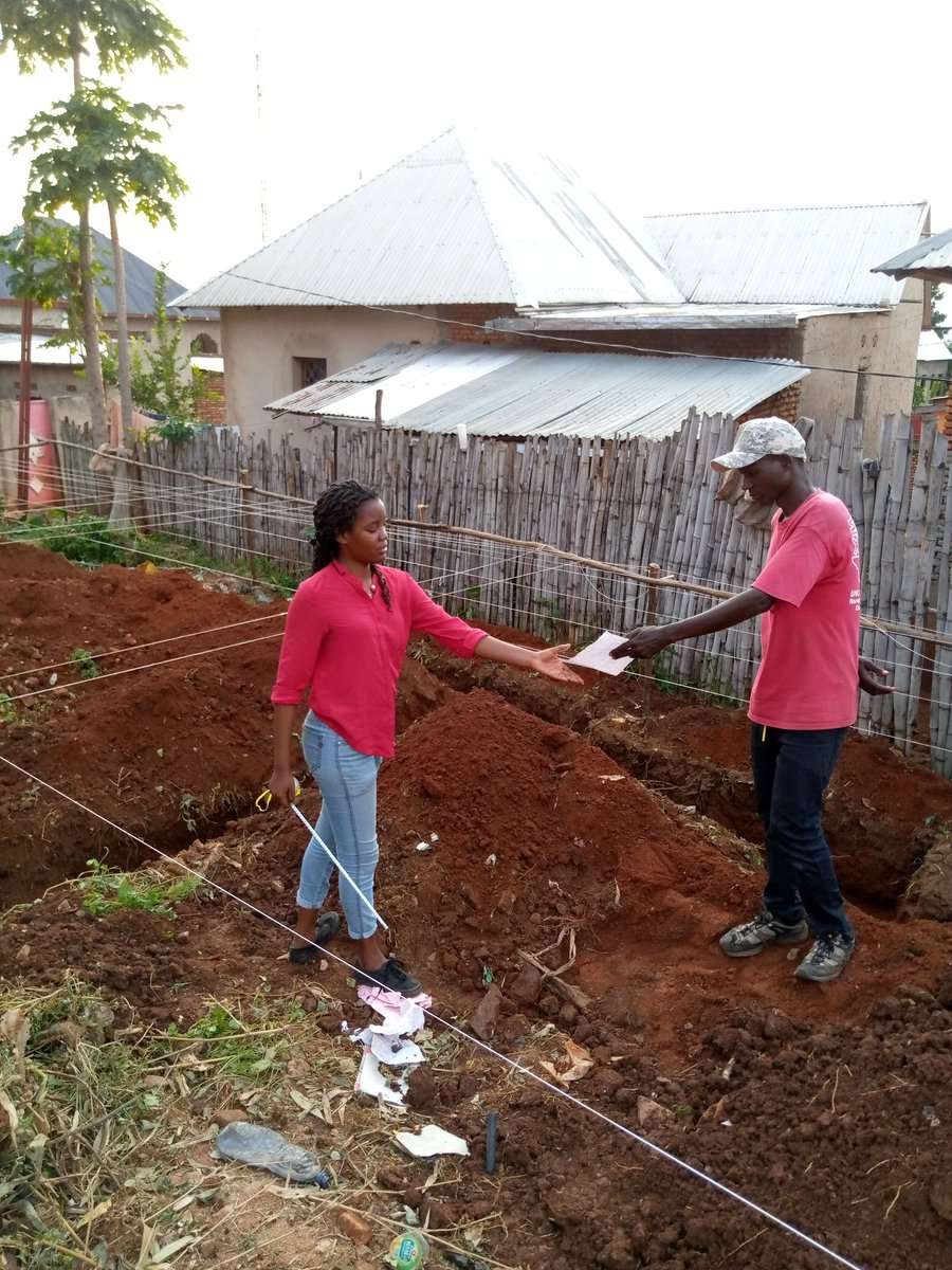 RidelContractor's tweet photo. Notre équipe procédant à l'implatation d'une maison à usage résidentiel.
#engineering #conception #burundi #bujumbura #FulfillingExpectations #eastafrica #house #siteengineer
#wefulfillwhatotherspromise https://t.co/BthUVKFSK0