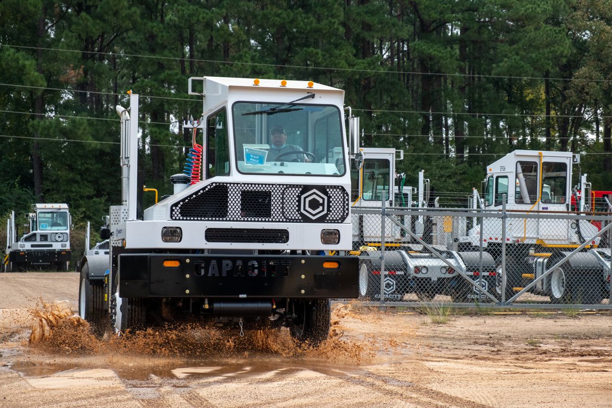 capacitytrucks's tweet photo. Do you want to ensure a smoother ride and reduce maintenance and operator healthcare issues with your terminal tractors? 

Our TJ5000 and TJ9000 have the option of DURA-RIDE, our patented air spring suspension system. 

Learn more  here: https://t.co/F8gCPbpMR0 https://t.co/3Wq0w4aRG0