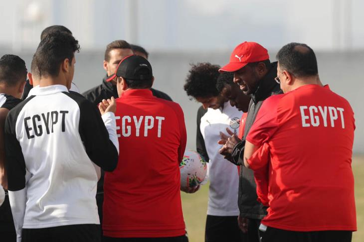 بوابة الوفد عاجل.. ربيع ياسين يفتح النار علي طبيب منتخب الشباب ويتقدم ببلاغ للنائب العام