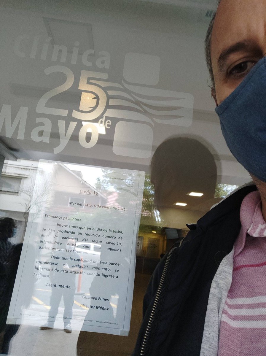 soldidomenico's tweet photo. Manzana que los apretaron y si entras te dicen que no hay camas 😂😂😂

Que genios son los globertos... https://t.co/o5q0IJyU5K