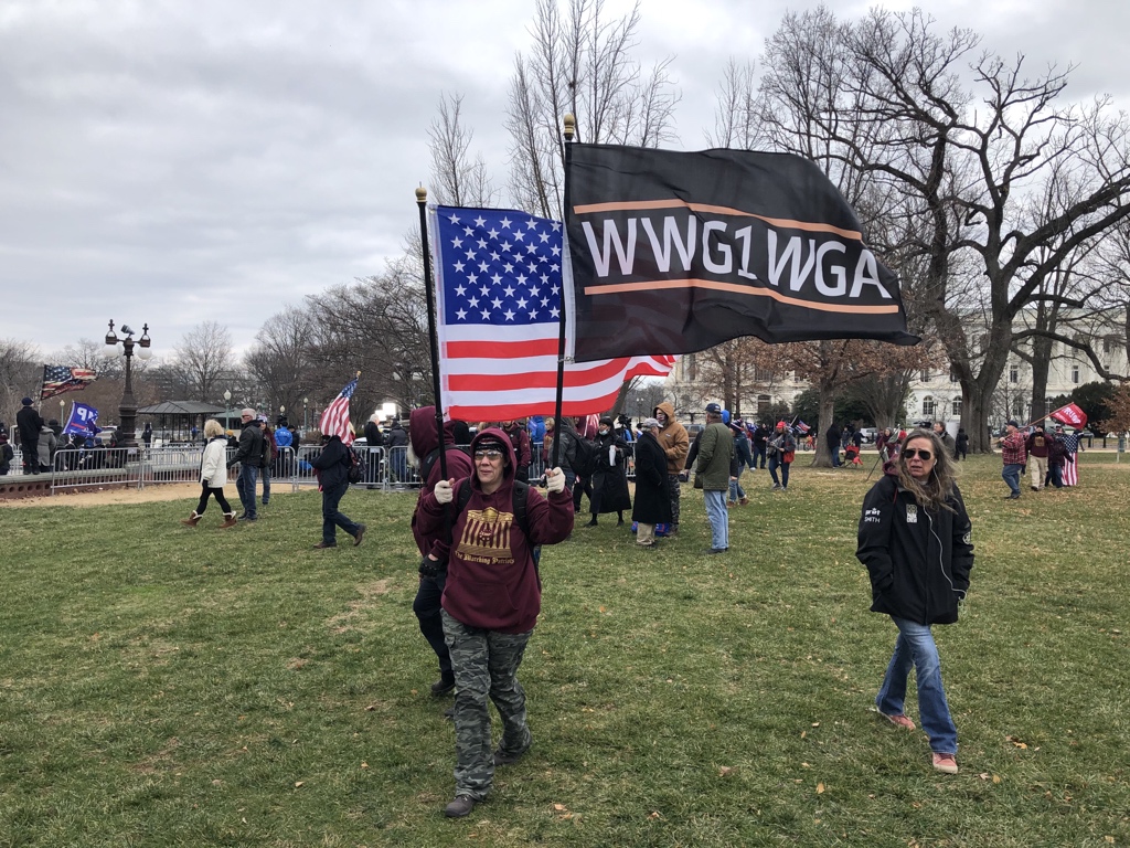 Plenty of QAnon gear outside Congress