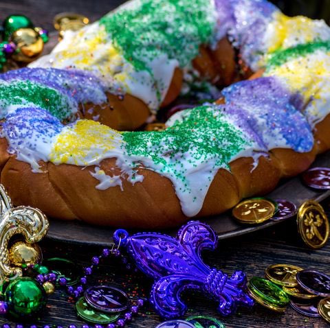 ExpotelEvolve's tweet photo. Today is the official start of Carnival season which means King Cake. So many varieties: filled or not, icing topping or sugar, and even sweet or savory. Which do you prefer? https://t.co/sEGasTJ1c4
