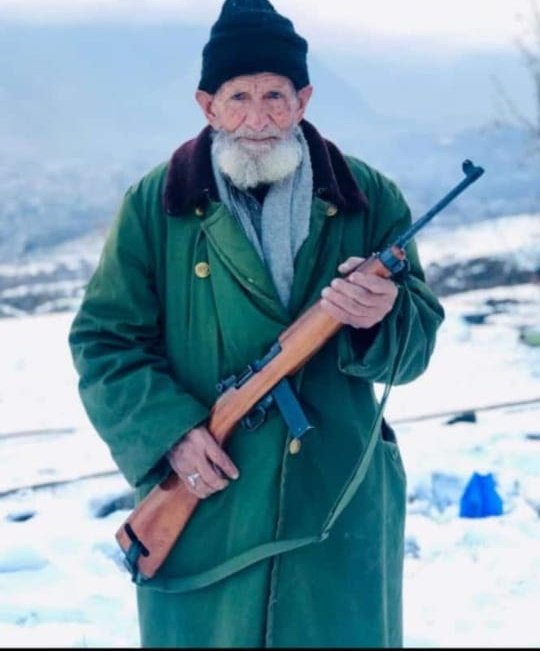 North_extrovert's tweet photo. Once a soldier is always a soldier❤ Defenders of North GB scout X soldier ❤ MA  🙌
#GilgitBaltistan 
#ExploreGB https://t.co/QtfwrvGgFW