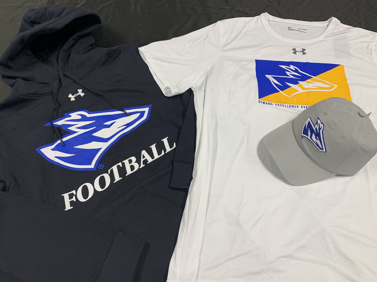 ⚠️LOPER GEAR NATIONAL HELMET BOWL SWEEPSTAKES⚠️

Most of y’all know the drill...
1. Vote at Helmetbowl.com
2. Follow us <a href="/Loper_EQ/">Loper Equipment</a> 
3. Then RT this for eligibility 

‼️THREE LUCKY WINNERS‼️ will take home a fleece football hoody, dri-fit performance shirt, and Loper hat