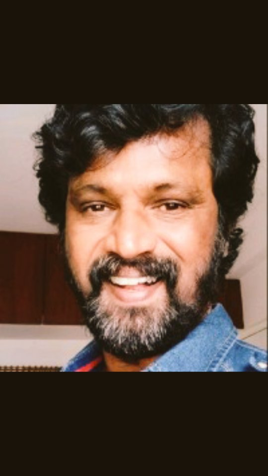 Cheran_Fandom's tweet photo. #Cheran
#Amazingstar ✴ https://t.co/h4gMWP6oRm