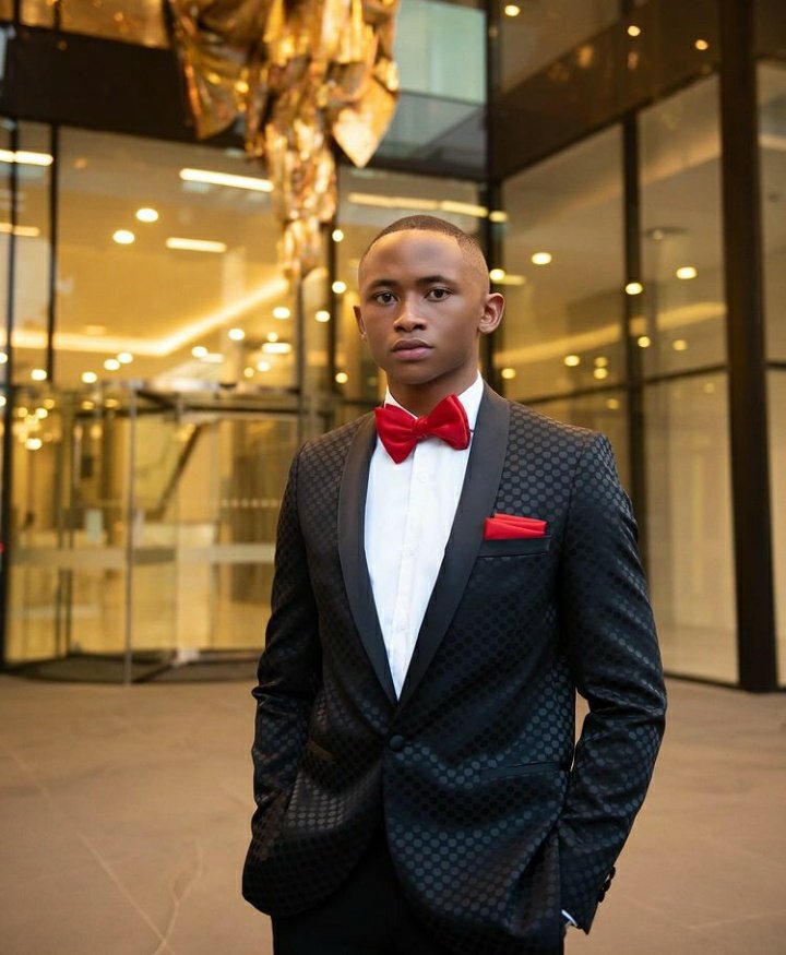 #gomoramzansi he's young and so talented...<a href="/SishiiOfficial/">Sishii</a> I salute you mmmh you are gifted 👌👌👌