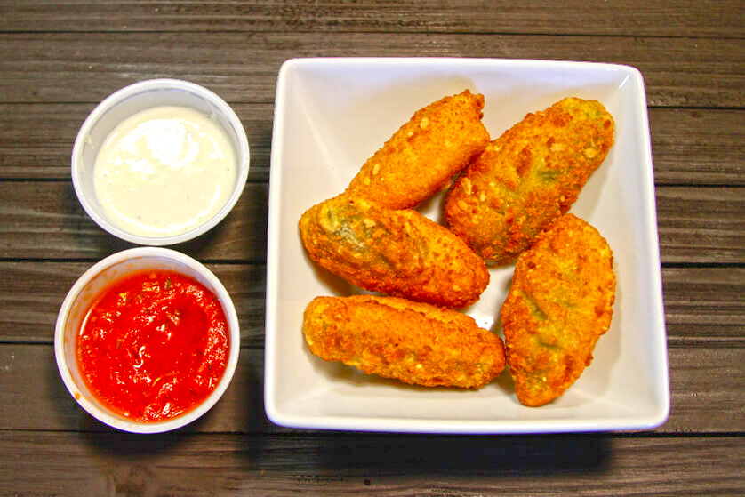 Craving a mid-week snack? If so, swing on by and try our STUFFED JALAPENOS 😋. This is a favorite amongst many of our customers and our generous portion sizes will leave you feeling satisfied! #bbq #foodie
cokersbbq.com/texas-bbq-menu/