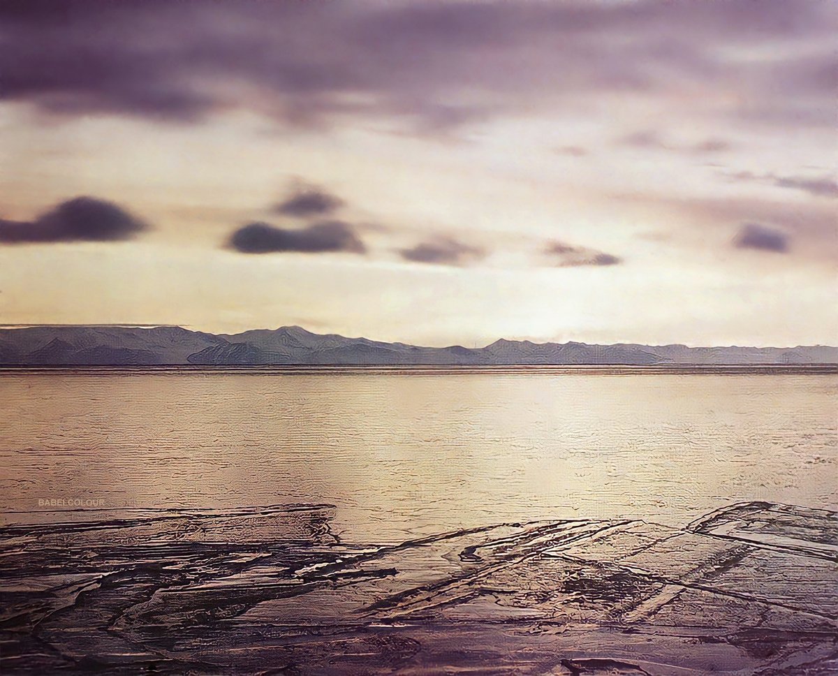StuartHumphryes's tweet photo. Captain Scott's Antarctic Expedition 1910-1912. This remarkable autochrome by Herbert Ponting was taken 110 years ago during their fateful expedition, showing the Antarctic afterglow at dusk, at 6pm on Saturday 1st April 1911. It is original colour (not colourised). https://t.co/90GhAht8og