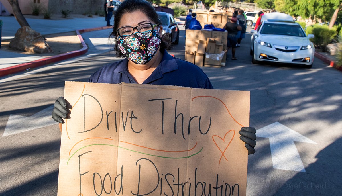 We are beyond grateful to <a href="/Raiders/">Las Vegas Raiders</a>’ Nick Kwiatkoski (<a href="/nkwiatkoski27/">Nick Kwiatkoski</a>) for contributing 45K meals to our city! 

Nick’s generous gift helps Three Square provide wholesome food to thousands of families in Southern Nevada. 

Welcome to #LasVegas, Nick. Go #Raiders!