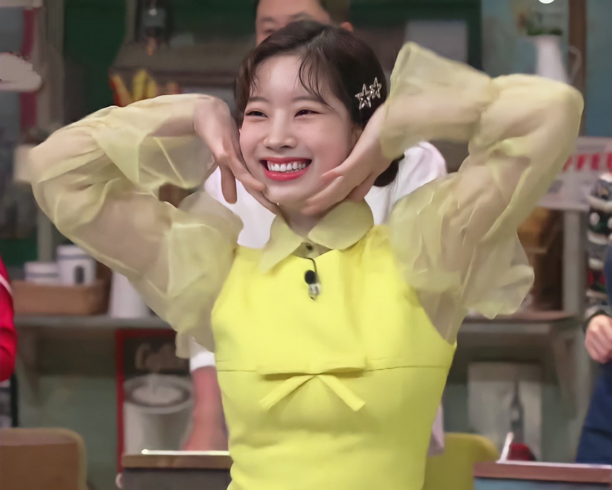 dubugloss's tweet photo. hi friends!!! this is a new account dedicated to dahyun of twice and yoongi of bts!!! pls support me 💗 https://t.co/eORORmLIXk