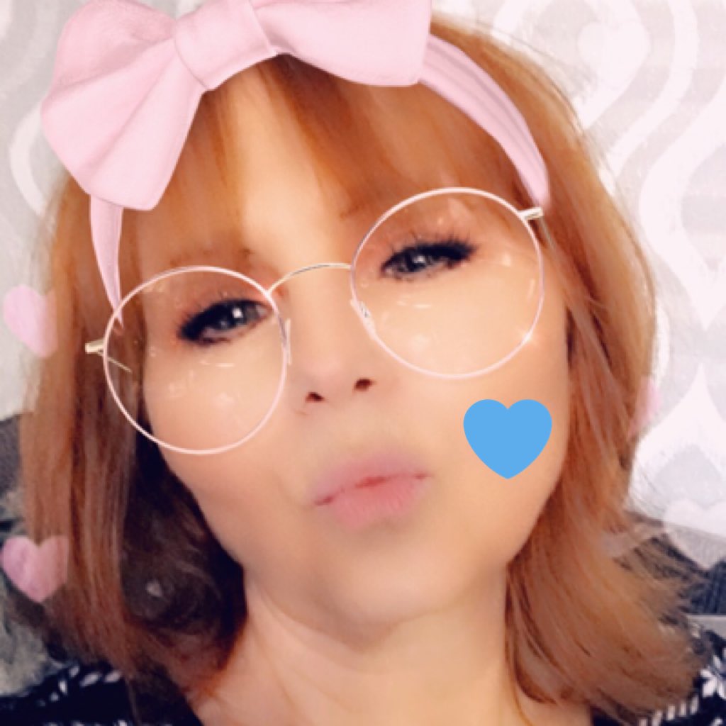 chrissychat's tweet photo. #NewProfilePic https://t.co/JfwEoF77Jv