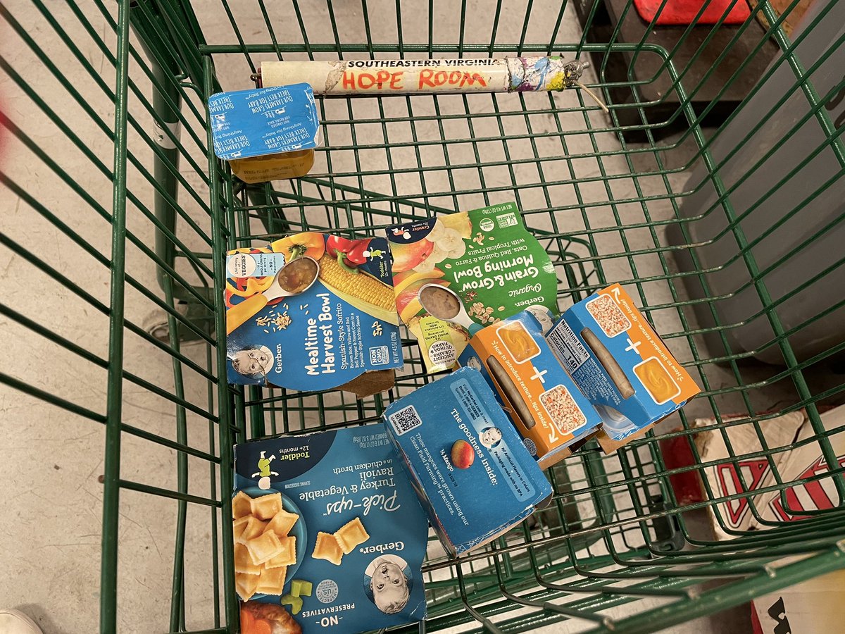 candyhayes's tweet photo. As you can see baby food is greatly needed, please consider making a donation directly to the Foodbank and with their buying power they can purchase $60.00 with a donation of $10.00 or to Daniel’s Blessing  if you want to donate goods we can arrange for pick up.
#DanielsBlessing https://t.co/wcWjR369N3