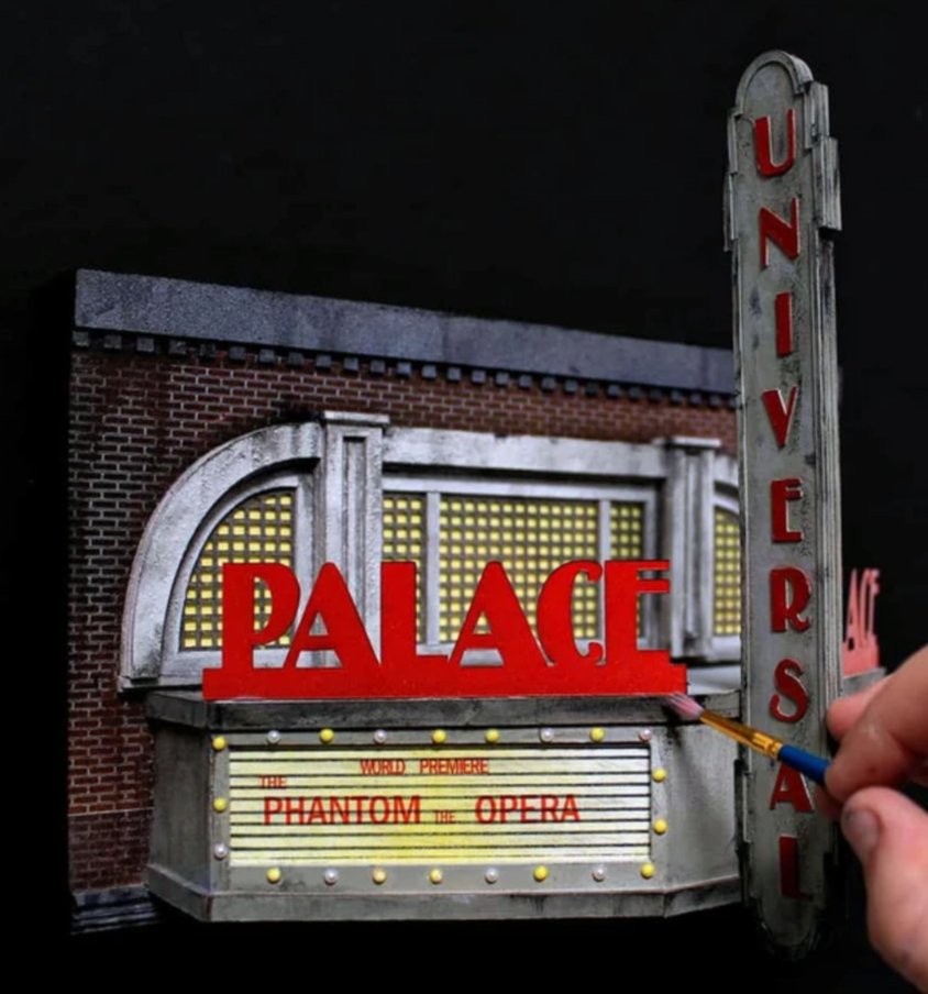 crematedplastic's tweet image. The Universal Palace Theater marquee wall hanging display. Handcrafted to every detail. #hhn #universalcreative #universalorlando #universalstudios