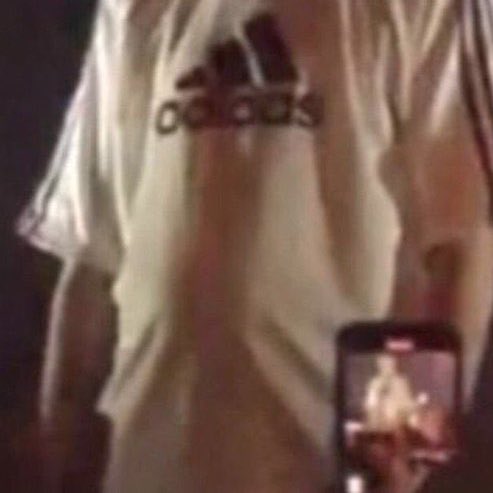 louis tomlinson’s tummy: a thread.