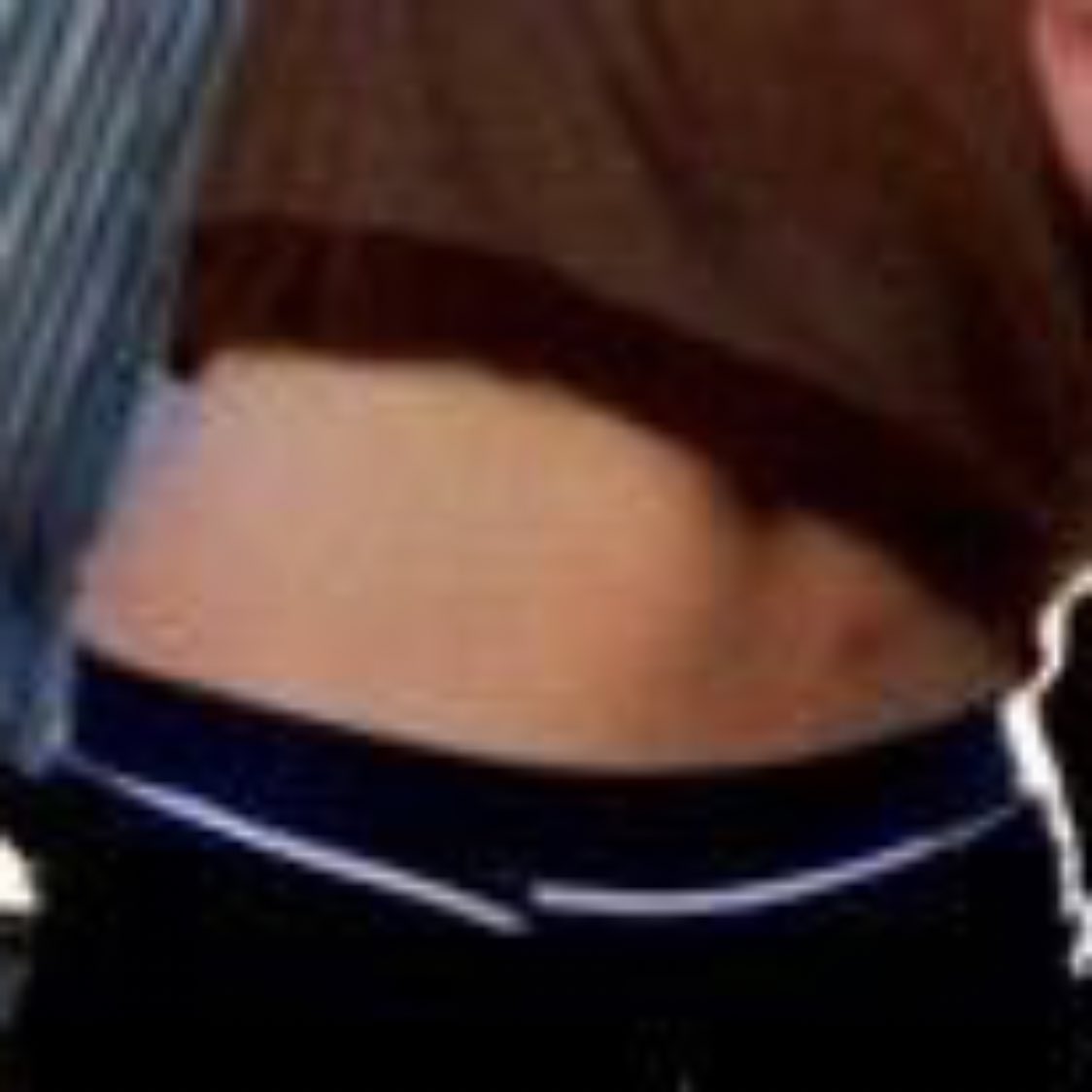 louis tomlinson’s tummy: a thread.