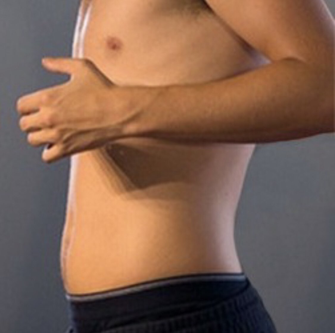 louis tomlinson’s tummy: a thread.