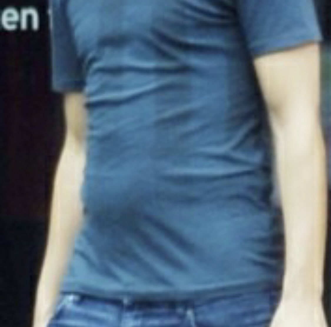 louis tomlinson’s tummy: a thread.