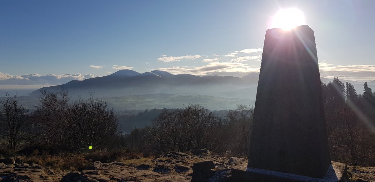 GaryLundy34's tweet photo. What a view of the Mournes from Slievenaslat, Castlewellan 
@newslineweather @CarlingfordIRE https://t.co/LJ6W0HB9Nw