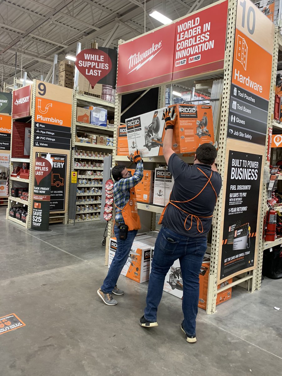 SM Paul and Pro DS Jake wearing gloves and team lifting at 2843. #d103team2B #NPsafetyselfie <a href="/belford_melissa/">Melissa Beth Belford</a> <a href="/1rawone/">Raffee wright</a> <a href="/BurroughsPaul/">Paul Burroughs</a> <a href="/warre_avalon/">Avalon J. W. Hutchinson</a> <a href="/christina_l4747/">Christina Larson</a> @Savannah_Eden_