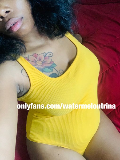 sexy yellow 💛💛  subscribe to my https://t.co/s4KlyiBagf  to see more. https://t.co/PHyrUA0iJX