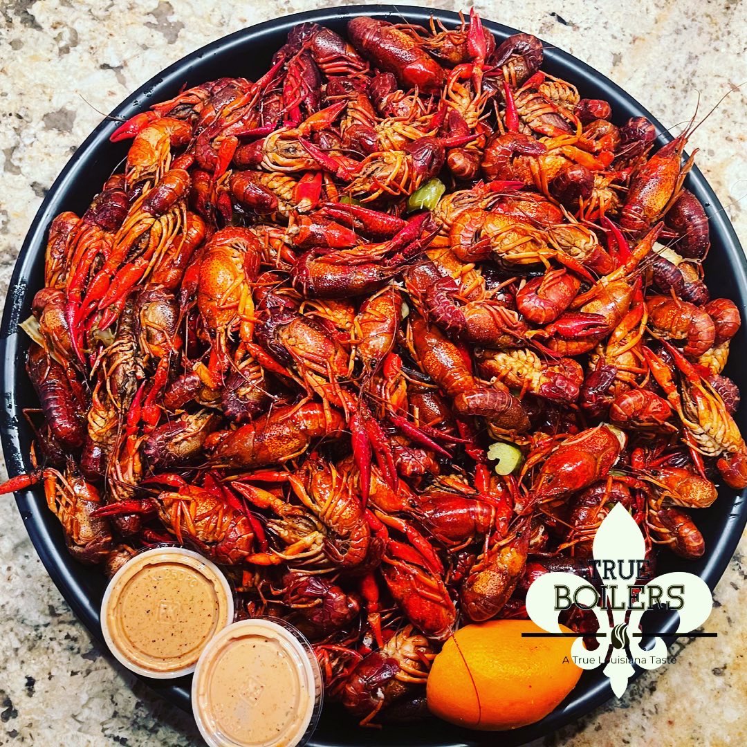 TrueBoilers's tweet photo. Praying and manifesting that crawfish season will be good to us. If you live in Houston, Tx and need seafood catered please contact us today. Retweeting this may potentially give us our next client. #TrueBoilers #BuyBlack https://t.co/kDbMIfAcmA
