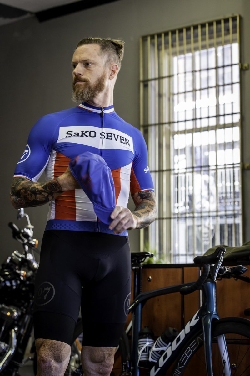 Sean_Sako's tweet photo. Bring it on 2021! ❤️🤍💙
#SaKO7 https://t.co/VujGWImRxD