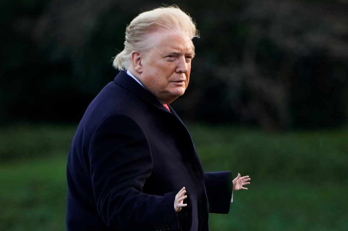 JustinC41901859's tweet photo. @JayLionel7 @itsJeffTiedrich @realDonaldTrump @sendavidperdue Cause it's hard sometimes for him to grip the makeup tube... https://t.co/OZ1fOOnw7j