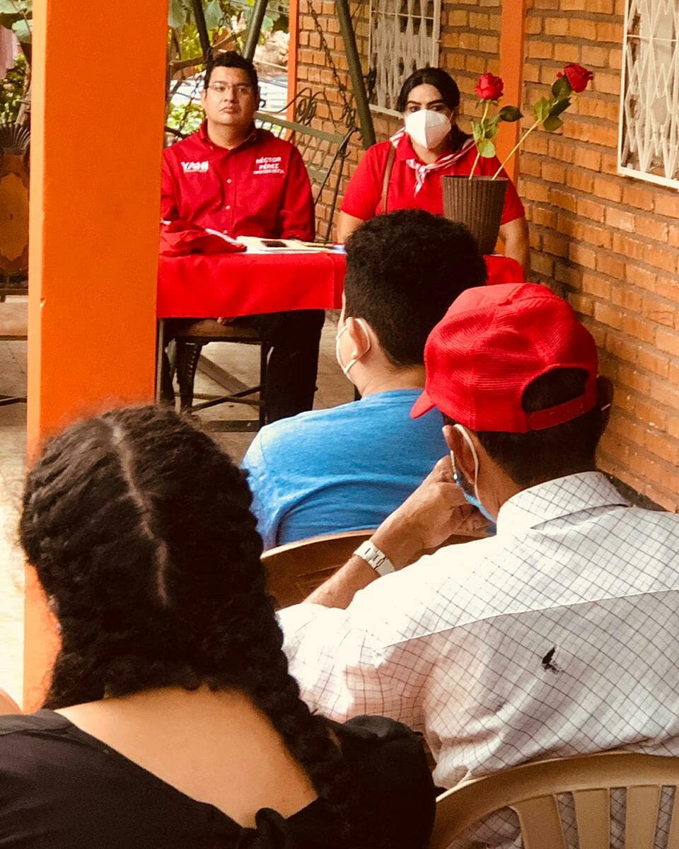 PerezDiputado's tweet photo. Juramentacion Distrito 3
Héctor Perez candidato a Diputado casilla #15
#VamosConTodo #HectorPerez #yani #yanipresidente https://t.co/HKmnLlo9jB