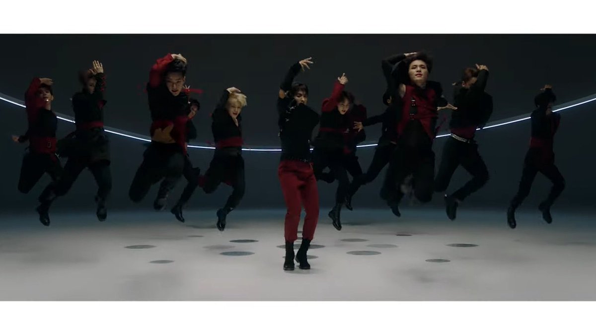 also  @pledis_17 can fly while being synchronized