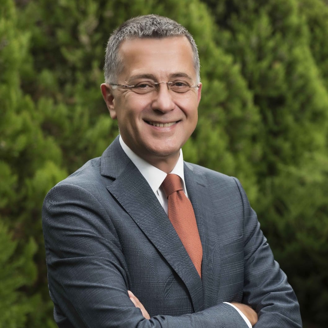 Üniversitemizin Kurucu Rektörü Prof. Dr. Mehmet Durman ikinci kez üniversitemizin rektörlüğüne atanmıştır. Üniversitemizin ilk 4 yılındaki başarılı adımlarının öncüsü olan Değerli Hocamızı kutluyor, başarılarının devamını diliyoruz.

#BeykozÜniversitesi