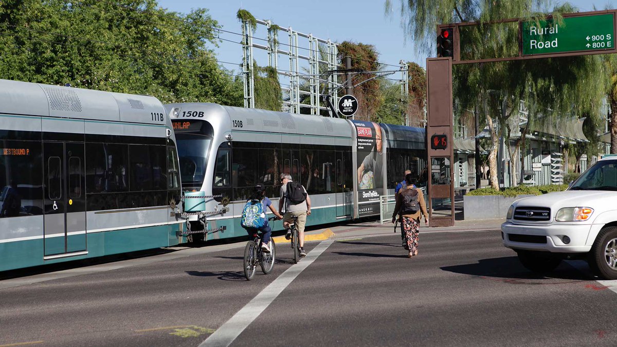 Creating a 20-minute city. Interesting look at how the City of Tempe is enhancing connections for pedestrian, bike, and public transit. ow.ly/DvPJ50D1yms