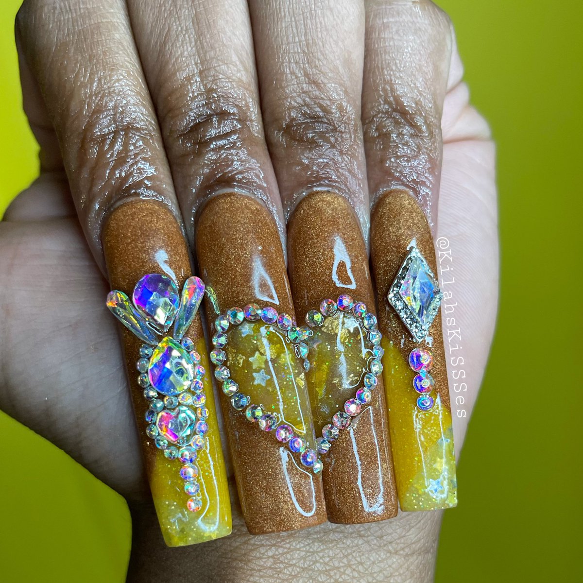 KilahsKiSSSes's tweet photo. Honey Graham’s🐻🍯
•
•
21% off sale is still going! Want this look? Book: “Color blocking+, 3 Half Bling Nails, and 1 quarter bling nail”
•
•
•
#blacksnailedit #blacknailtech #chicagonailtech #colorblocking #blackownedbusiness #kilahskissses #crystalnails #ilovenails https://t.co/LXejHQkfWL