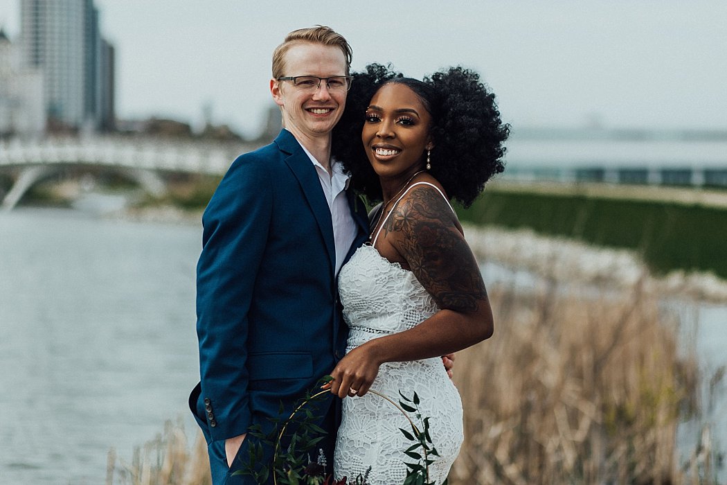 MarriedInMKE's tweet photo. New Today on #MarriedInMilwaukee: A Gorgeous Milwaukee Wedding at Vista and Turner Hall for $50k https://t.co/JsEXBzQs69 https://t.co/Hrn3rG4UMX
