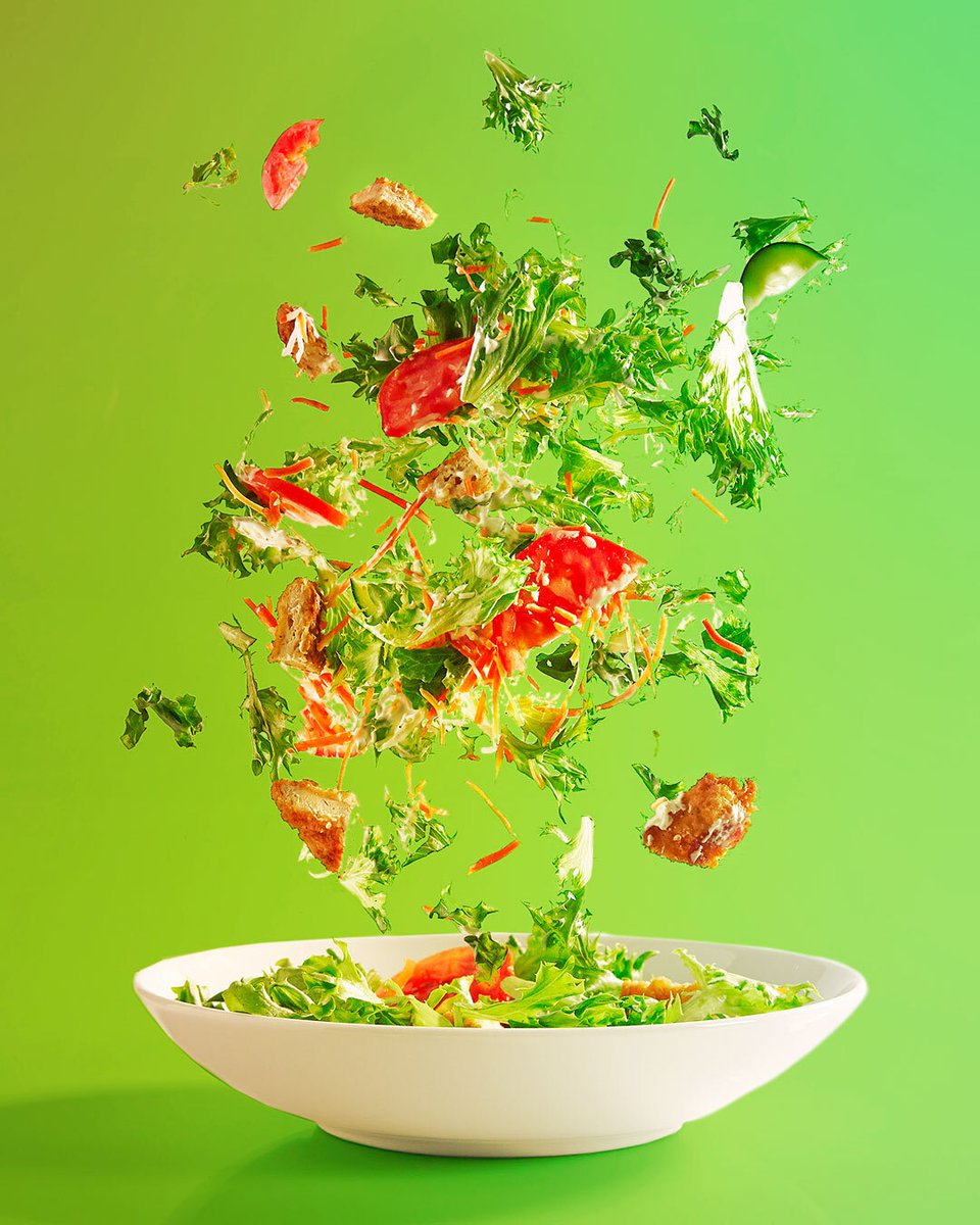 eegees's tweet image. If "eat healthy" sounds like a phrase you said when asked about your resolutions , we gotchu with our deliciously butt-kickin' salads 🥗 🥗 🥗 check them out and get some green in ya! 
#eegee #eegees #eegeelover #takeiteasy #goodvibes #healthy #foodie #fresh #yummy #delicious