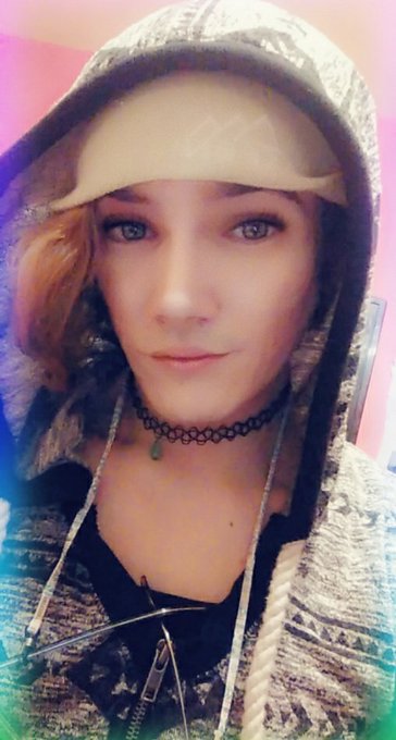 Sometimes I know how to be cute.  ...if I'm not being bougie~ 🖤 https://t.co/XsIeCYETLw<a href="/tag/amateur"class="tags"><span>#amateur</span></a>