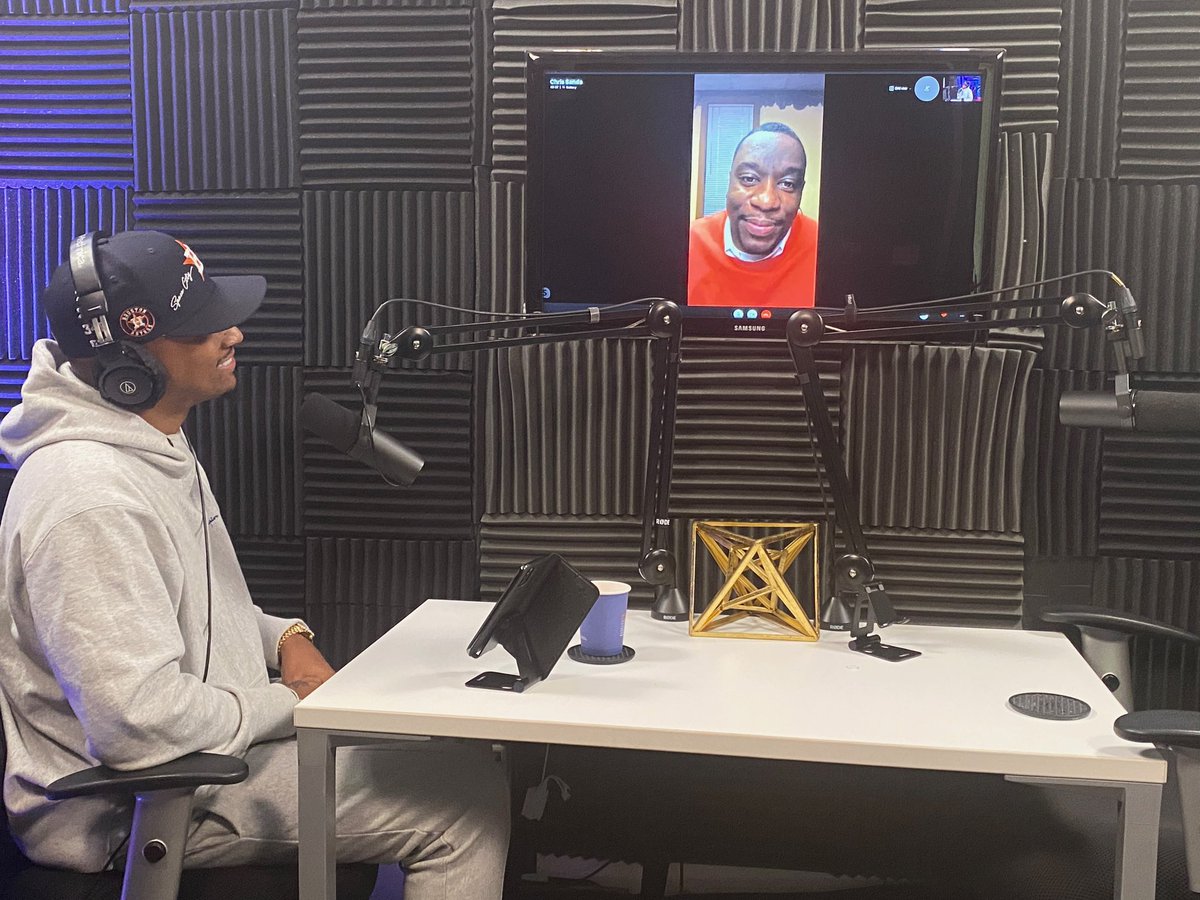 Third Wheel Podcast Studio tweet media