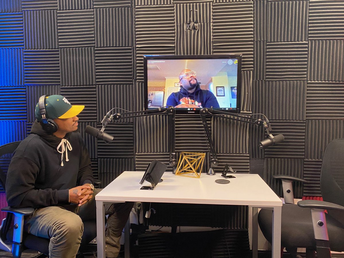 Third Wheel Podcast Studio tweet media