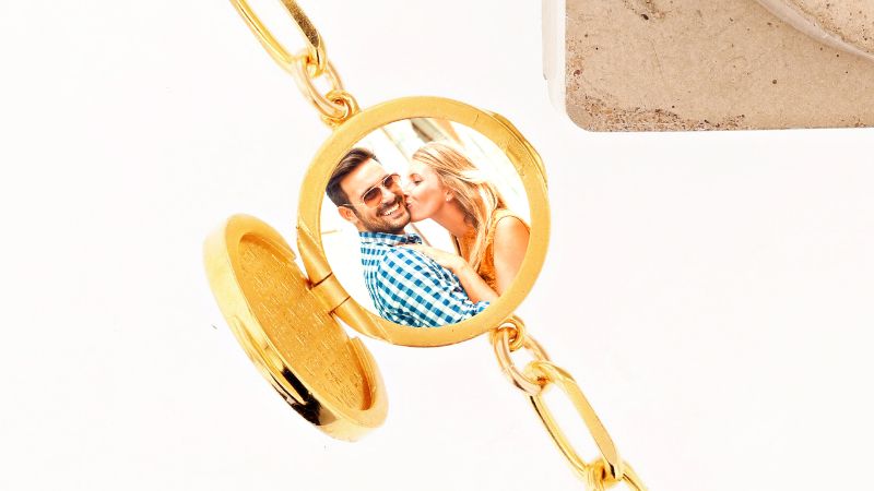 atokenoflockets's tweet photo. Locket Love 😚 
Thank you for sharing your stories with us! We love hearing about why you picked your photo for your locket.  #wednesdaywisdom #locket #jewelry #photolocket #smallbusiness #womanownedbusiness https://t.co/HlZYywdg46