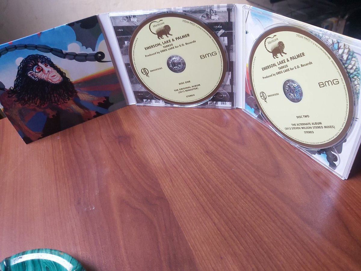 Androme20554665's tweet photo. E.L.P Tarkus 1971 #Progressiverock #psicodelia 👽🍭⚡ https://t.co/k309kqlgI3