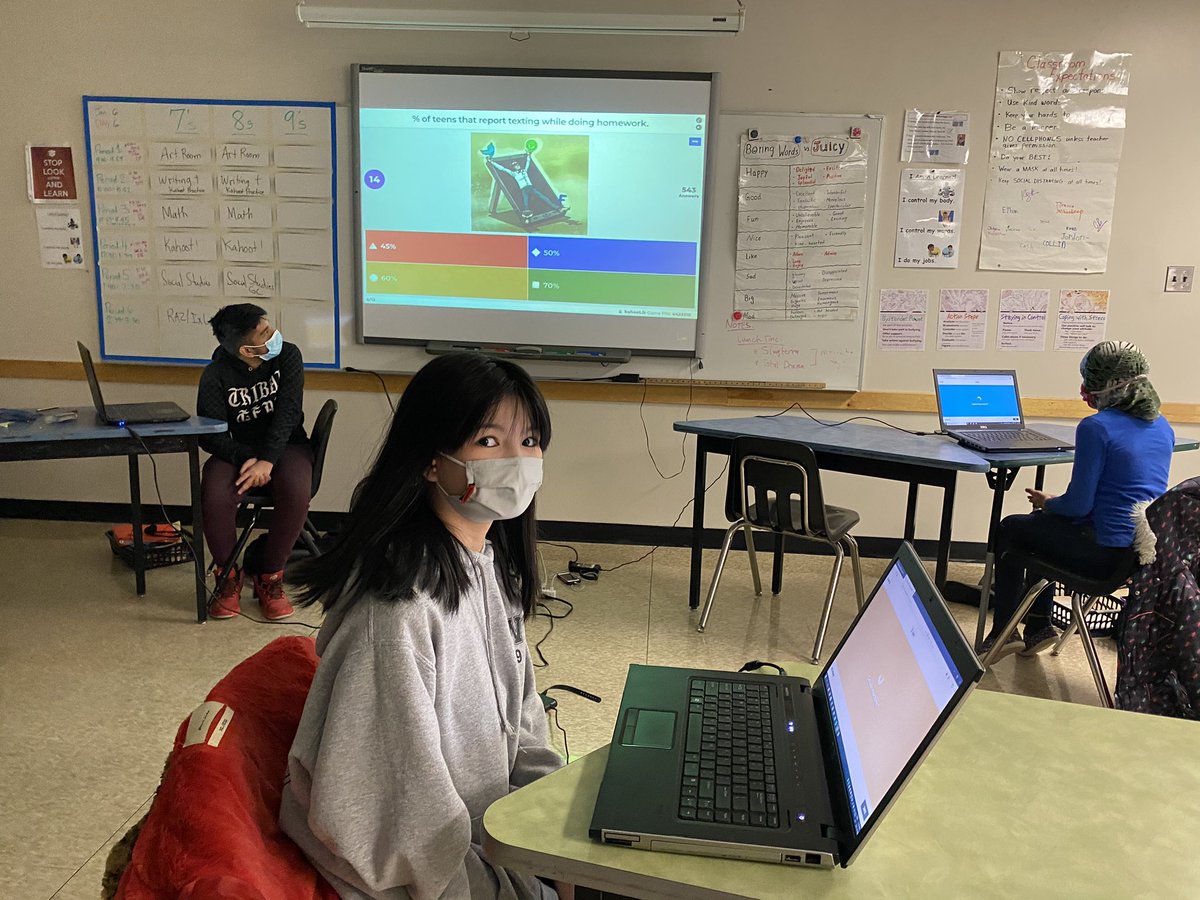 CHANDERPRABHA15's tweet photo. Grade 7/8 SEC students of General Wolfe School are having fun in class while participating in a virtual Kahoot event with @GPearceWSD this afternoon. Thank you for giving this opportunity to our students. #kahoot @WinnipegSD #WinnipegSD https://t.co/KtQrvxuKwp