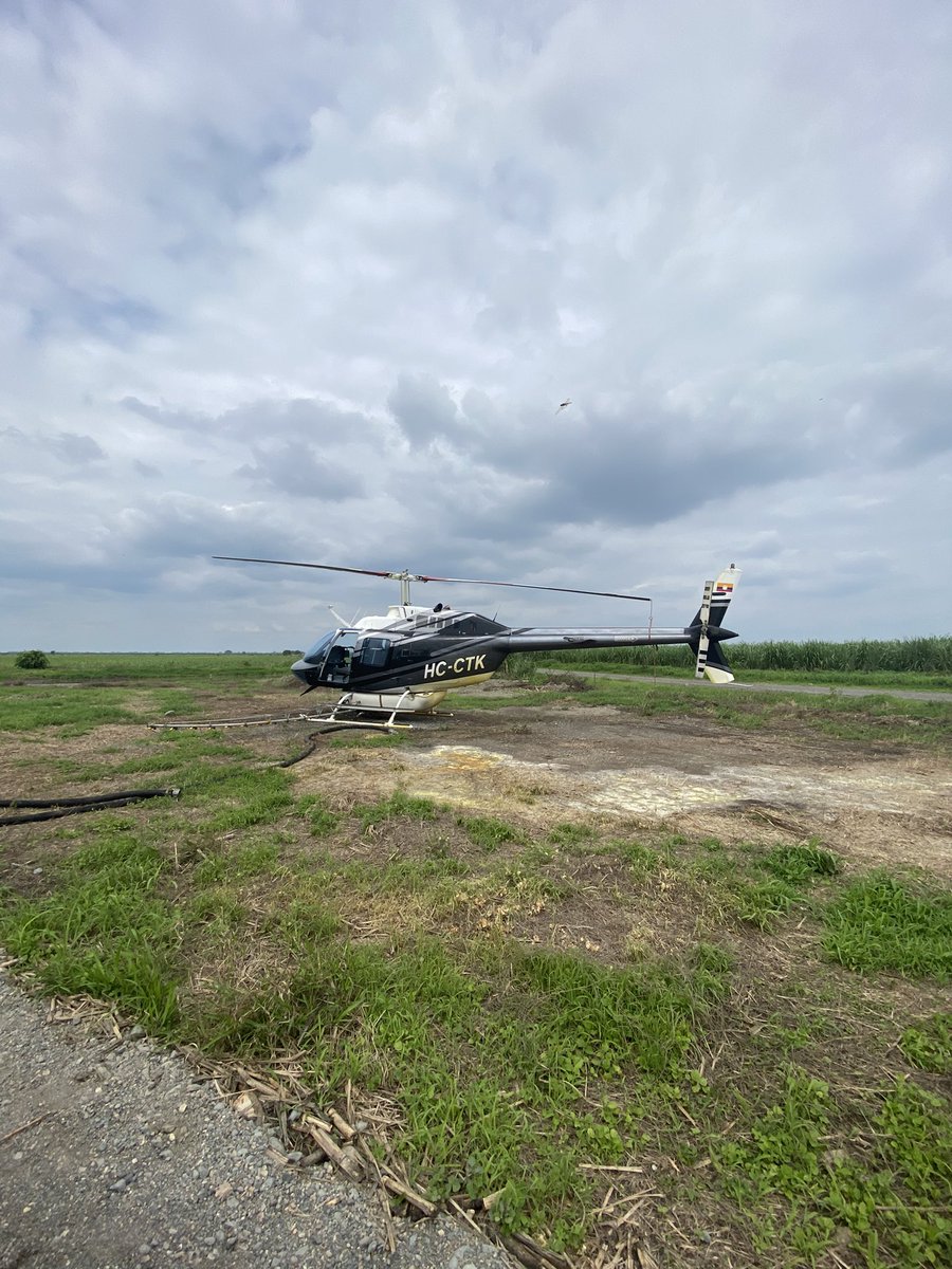 agrochoppers's tweet photo. Fumigando caña ingenio Valdez 🚁💦🎋 https://t.co/HJMySSuvrb