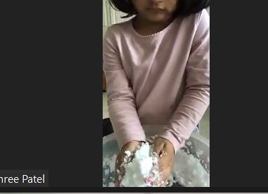 deanne_ELC's tweet photo. PM Class had fun with our science experiment today.  We used baking soda and hair conditioner to make Snow Snowflake❄️ #SproutingSuccess, #WeAreELC, #WeAre54 https://t.co/KgETcLNf0o