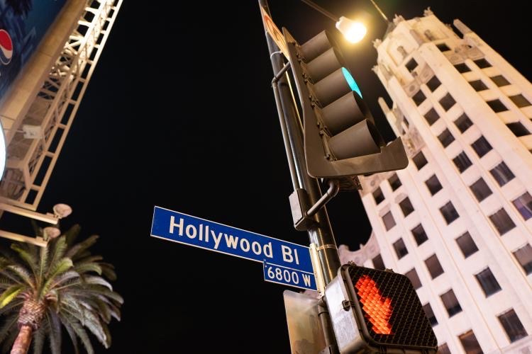 Ovation Hollywood (@handhcenter) on Twitter photo At the intersection of Hollywood Boulevard and Highland Avenue ⭐ #hollywoodandhighland #discoverla
📸: <a href="/imagerybyoscar/">Oscar Del Aguila</a> At the intersection of Hollywood Boulevard and Highland Avenue ⭐ #hollywoodandhighland #discoverla
📸: <a href="/imagerybyoscar/">Oscar Del Aguila</a>